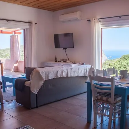 Secluded 3 Bedroom House 5 Mins From Kapsali Сasa de vacaciones *